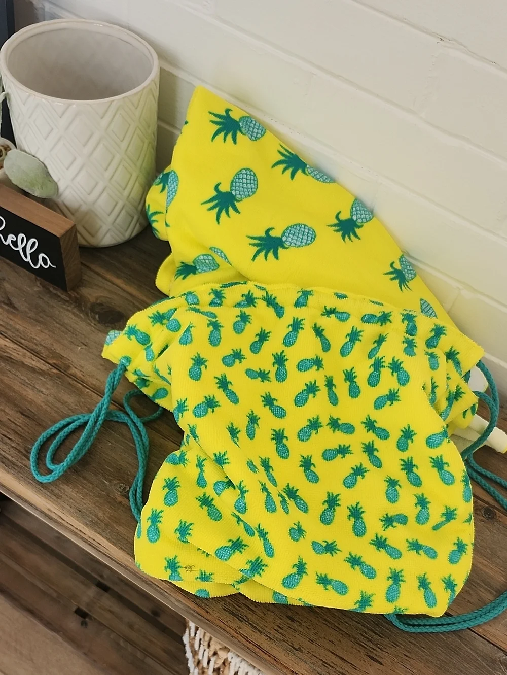 Pineapple Drawstring Backpack/beach Towel